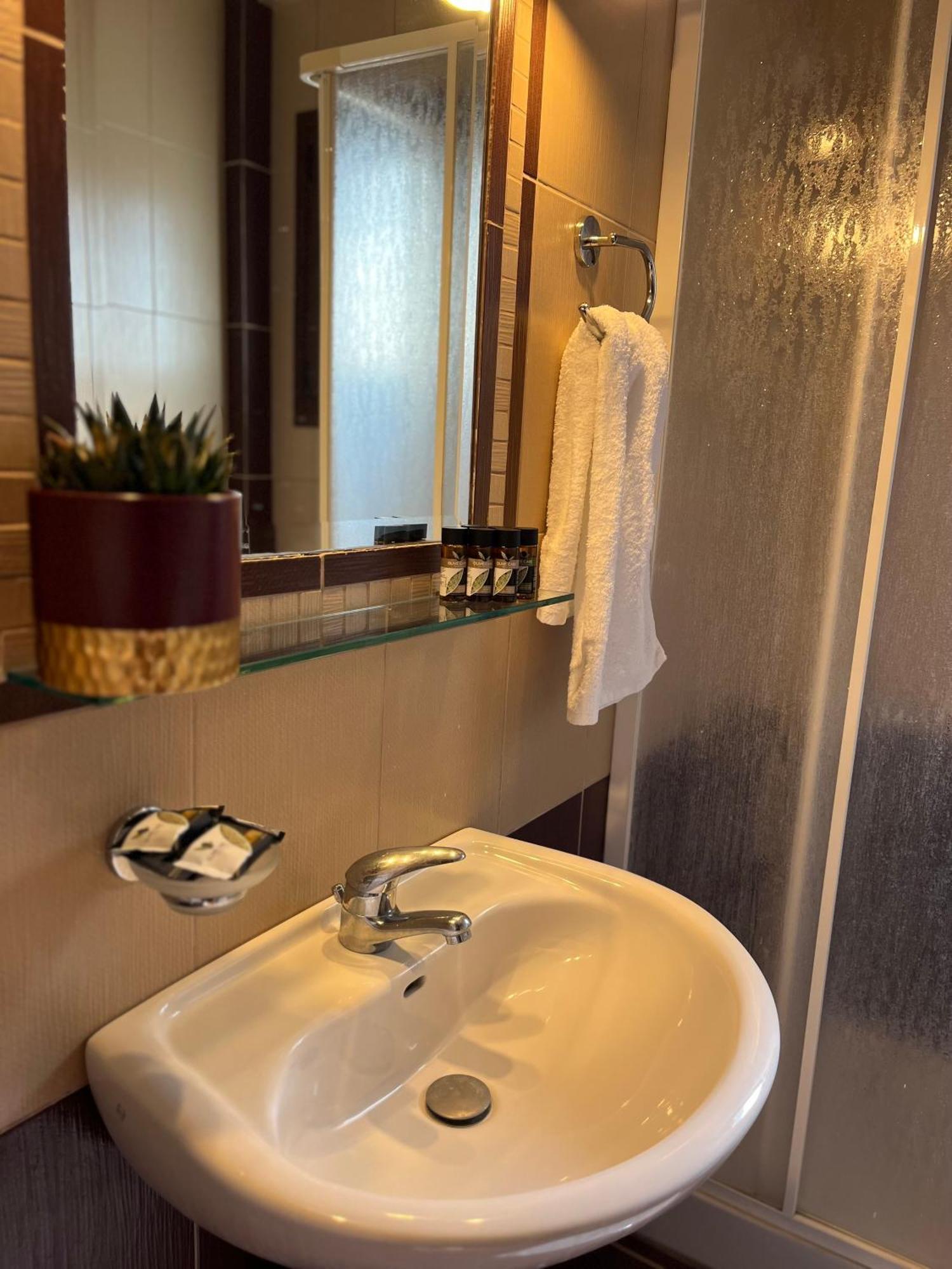 Agnanti Zitsas Hotel Kültér fotó